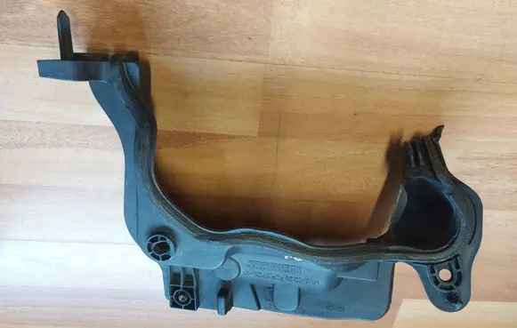 Renault Espace V (RFC) Wiper trim 668633516R