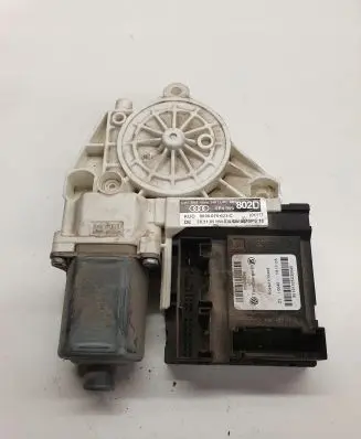 Audi A3 S3 A3 Sportback 8P Rear door window regulator motor 8P4959802D