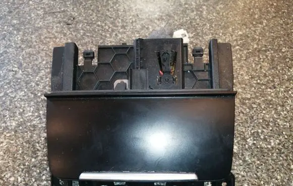 Audi A4 S4 B8 8K Ashtray (front) 8K0857951