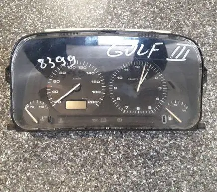 Volkswagen Golf III Speedometer (instrument cluster)