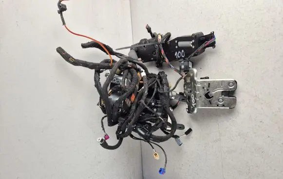 Audi A6 Allroad C7 Tailgate hydraulic set 8R0827505A 4F9827383H 4G9827852E