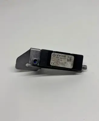 Volkswagen Touran I Aerial antenna amplifier 1T0035577 12012200 3804