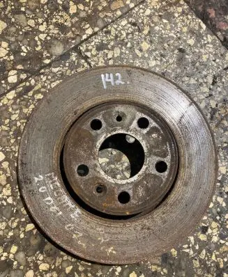 Renault Megane III Front brake disc