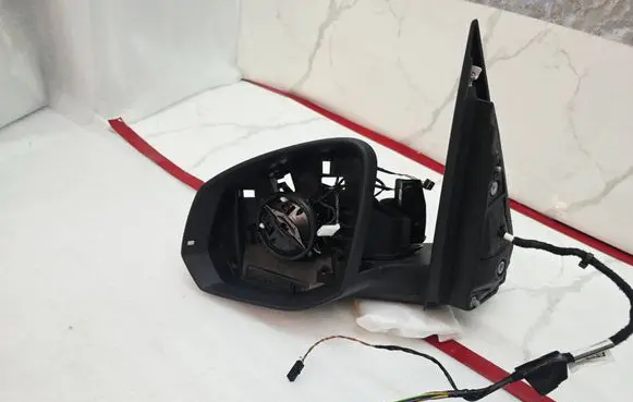 Volkswagen Touareg III Front door electric wing mirror 7T0857501A 10C00159