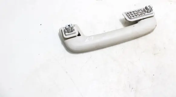 Skoda Fabia Mk4 (6VA) Front interior roof grab handle