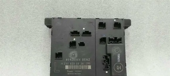 Mercedes-Benz SL R230 Door control unit/module A2308203526