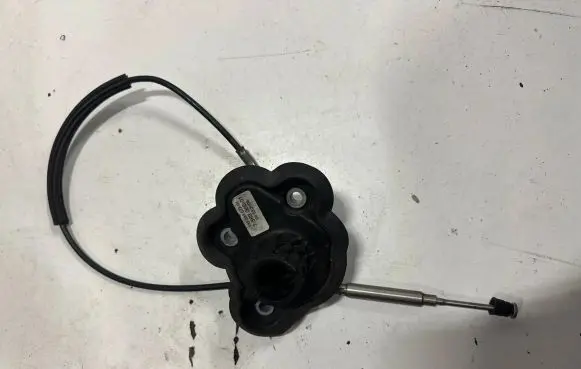 BMW 7 F01 F02 F03 F04 Gear shift cable linkage 7582066 26032009