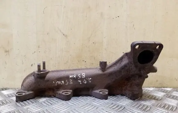 Toyota Corolla Verso E121 Exhaust manifold