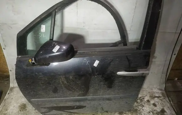 Citroen C8 Front door pilkos