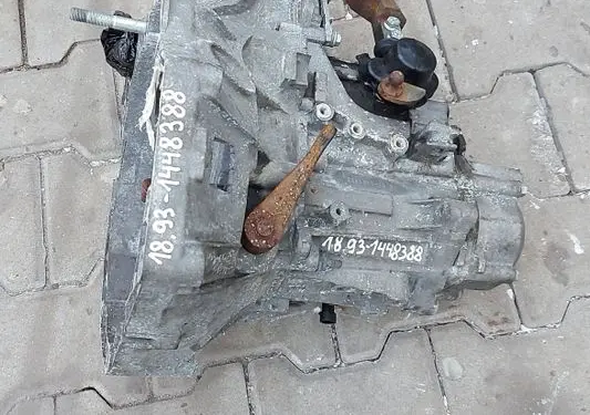 Fiat Punto (199) Manual 5 speed gearbox 1448388