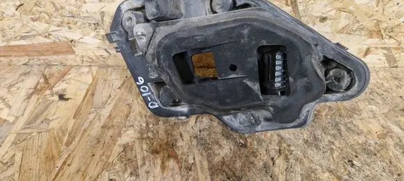 Opel Astra H Tail light bulb cover holder 16139200