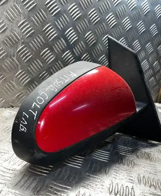 Mitsubishi Colt Front door electric wing mirror E9024259 E9014259