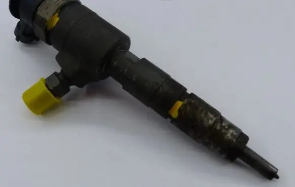 Peugeot 207 Fuel injector 0445110339 IMPRK615928