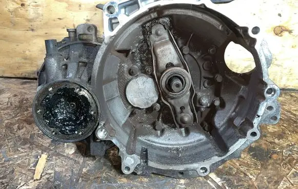 Seat Ibiza IV (6J,6P) Manual 5 speed gearbox 02R301103D