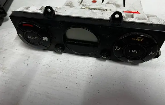 Ford Mondeo Mk III Climate control unit 2S7H18C612AB WFGB26595
