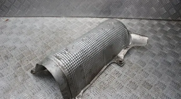 Lexus LS 400 Exhaust heat shield