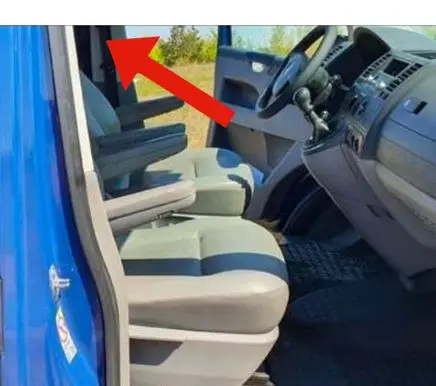 Volkswagen Transporter - Caravelle T5 Front seatbelt 7H0857805F 33053661 65591