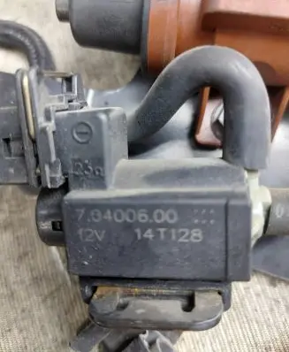 Ford Galaxy Turbo solenoid valve 6G9Q9E882CB 70177102
