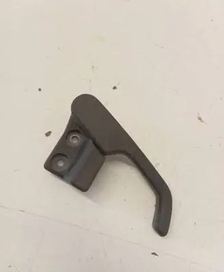Engine bonnet (hood) release handle