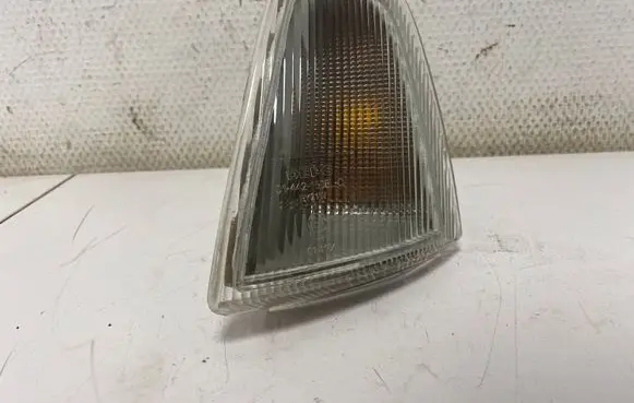Opel Omega A Front indicator light 1226057 014421508L 014421508LG