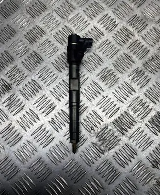 Audi A8 S8 D3 4E Fuel injector 0445110158