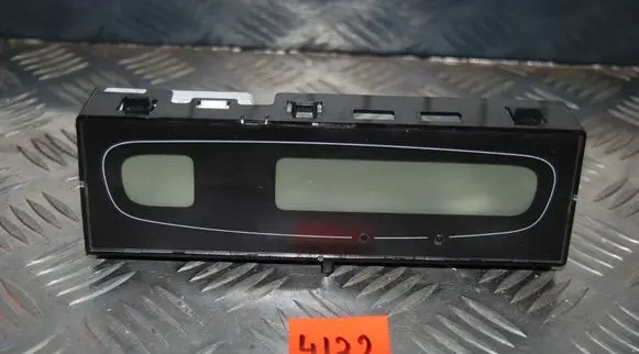 Renault Laguna II Screen/display/small screen 8200361582A