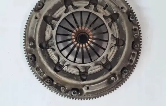 Peugeot 207 Dual mass flywheel 