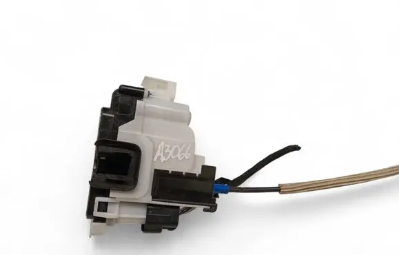 Citroen Nemo Coupe door lock (next to the handle) 1361747080
