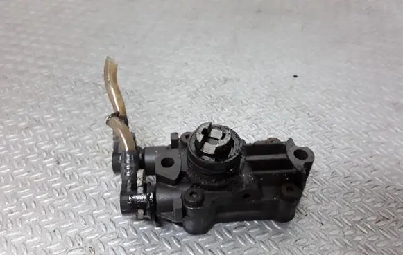 Mercedes-Benz Vaneo W414 Fuel injection high pressure pump A6110900350