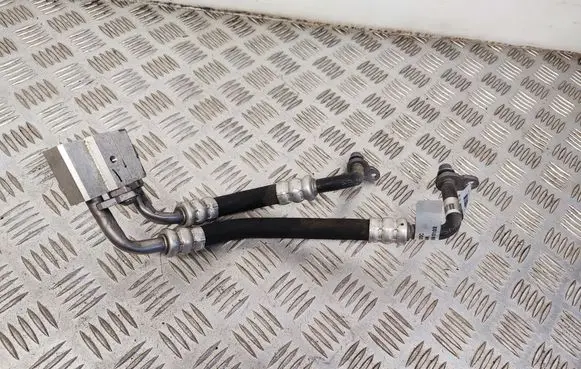 Volkswagen Atlas Gearbox oil cooler pipe/hose 3QF317820C