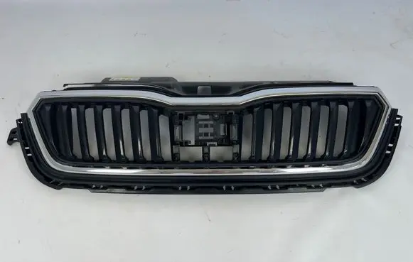 Skoda Scala Front bumper upper radiator grill 657853653