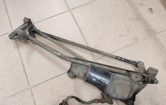 Honda Accord Front wiper linkage and motor 53546602 53558311