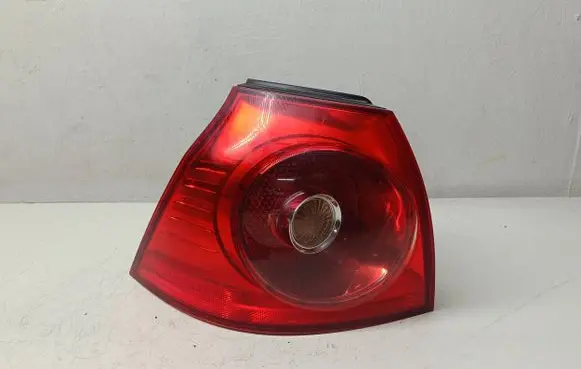 Volkswagen Golf V Rear/tail lights 1K6945095Q 89031704