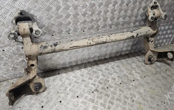 Opel Astra H Rear axle beam 