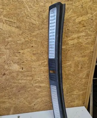 Toyota Avensis T270 Trunk/boot sill cover protection 5838705110
