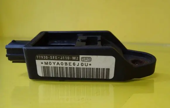 Honda FR-V Airbag deployment crash/impact sensor 77930SFEJ110M2
