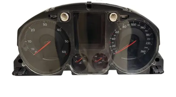 Volkswagen PASSAT B6 Speedometer (instrument cluster) 3C0920871 V0007000