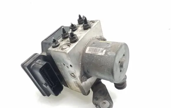 Volkswagen PASSAT B7 ABS Pump 3AA614109AF 17654055 K03G04996942