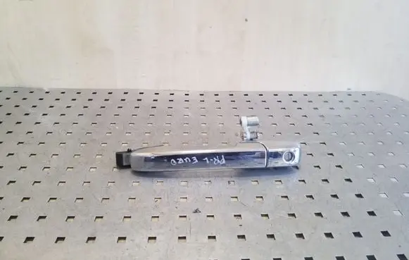 Honda CR-V Front door exterior handle