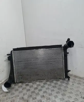 Volkswagen PASSAT B6 Intercooler radiator 3C0145803E