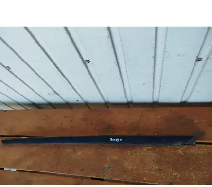 Peugeot 3008 II Windshield trim 9810111980