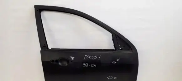 Ford Focus Front door