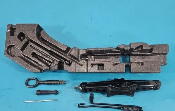 Volkswagen PASSAT B8 Lift Jack 3Q0011031A IMPRK1569946