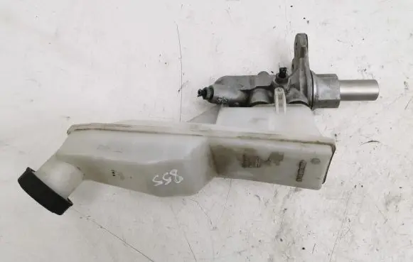 Mercedes-Benz B W246 W242 Master brake cylinder A2464300102