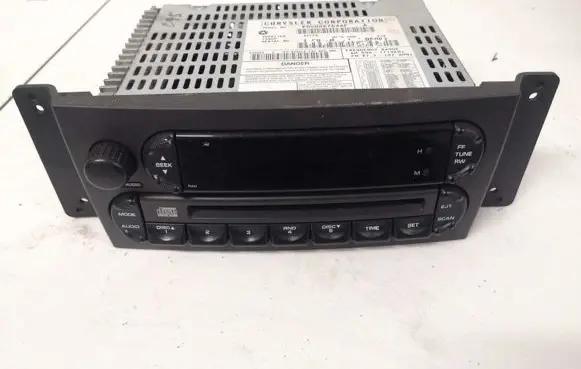 Chrysler Pacifica Radio/CD/DVD/GPS head unit p05082764af