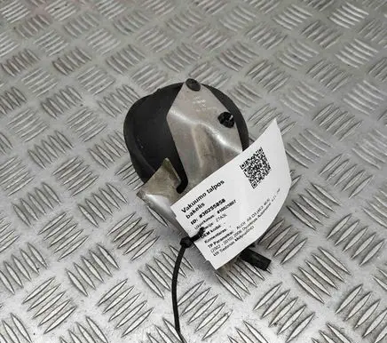 Vacuum air tank