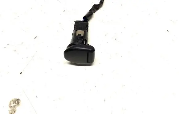 Nissan Qashqai Cigarette lighter rear 