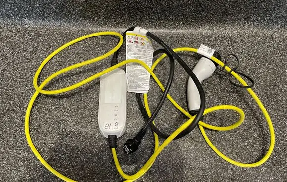 Volkswagen ID.3 Battery charger (optional) 35543281 1EA971675AL