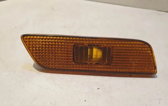 Volvo S80 Front bumper turn signal 9190951