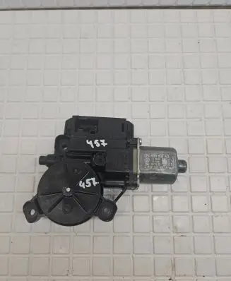 Volkswagen Polo V 6R Front door window regulator motor 6R0959802AD S850311037